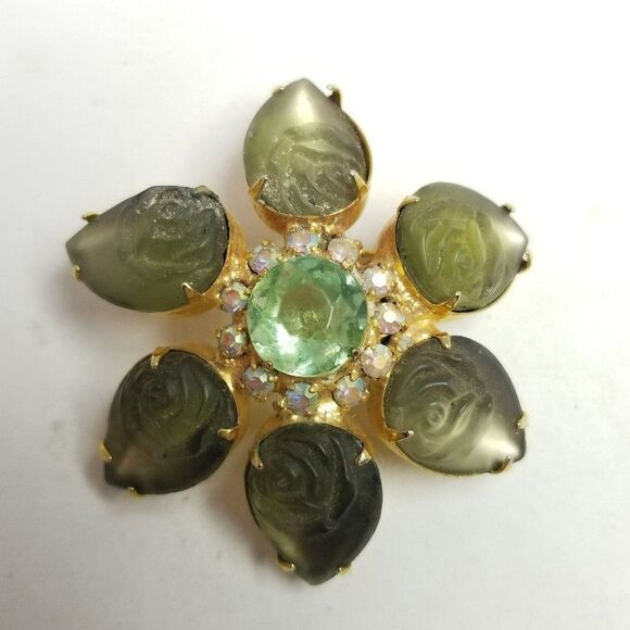 Vintage Green and Gold Tone Rhinestone Flower Brooch Unique Petal Design, Estate - Picture 6 of 7